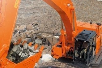   Hitachi ZX870R-3