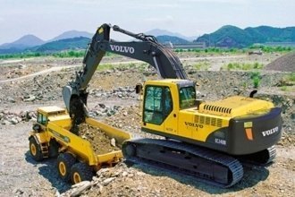   Volvo EC240B Prime