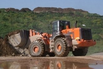   Hitachi ZW330