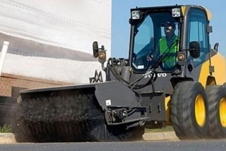  - Volvo MC135C