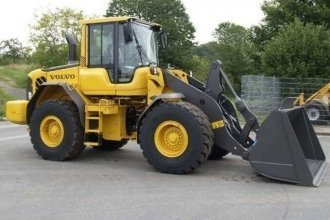   Volvo L90F