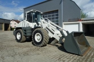   Liebherr L 528 P