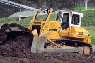   Liebherr PR 752