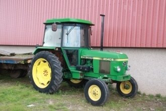   John Deere 3210