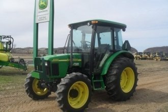   John Deere 5320