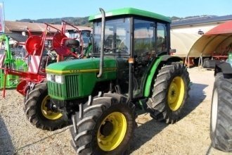   John Deere 5400