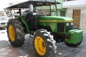   John Deere 5500