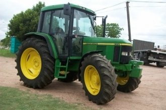   John Deere 6310