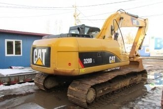   CAT 320D