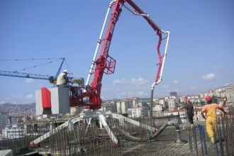   Boom Makina BHD 15 + 3