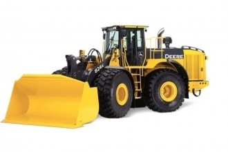   John Deere 824K