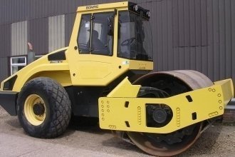   BOMAG BW 211 D-4