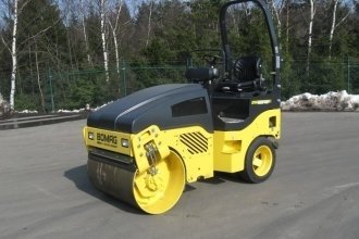   BOMAG BW 100 AC-4