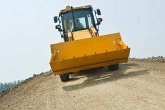 - SDLG 877T