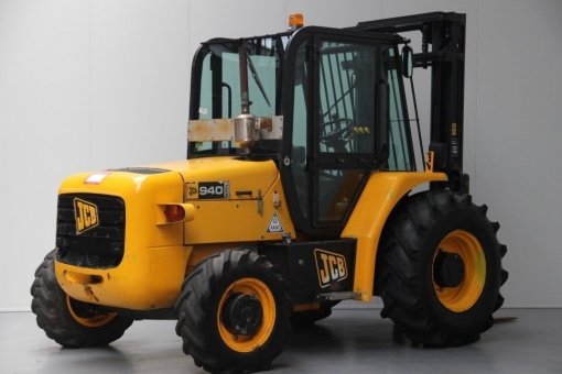 JCB 940