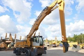   Liebherr A924CHD