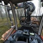 Komatsu 865