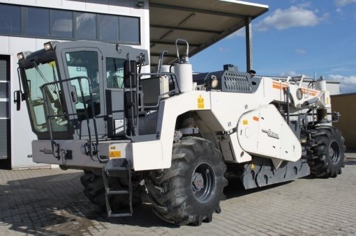 Wirtgen WR 2400