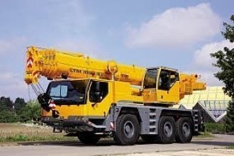   Liebherr LTM 1055-3.2