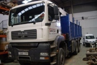   MAN TGA 33.440