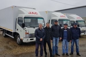    JAC.