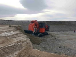        Hitachi EX2600E-6