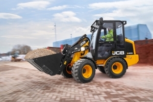  JCB       